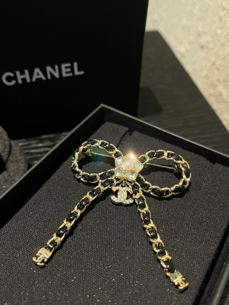 D195   New fashionable brooch bow jewelry
