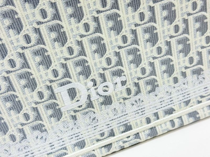 LDP33 bag  26-8-22cm 41-14-32cm 36-27-16cm Hand bag