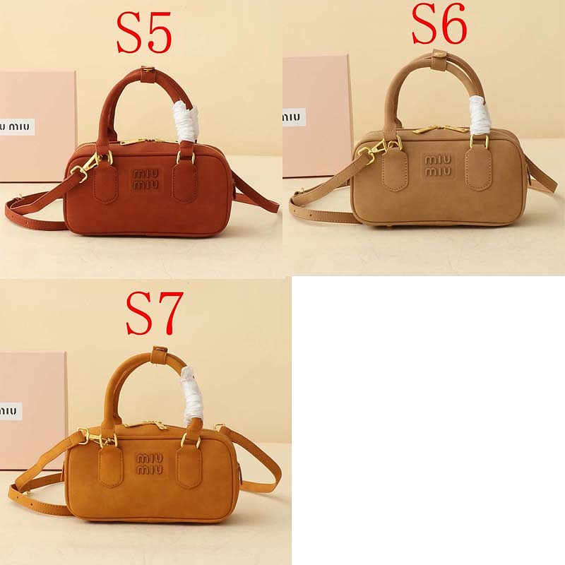 LMP21 bag 22-8-11cm Hand bag