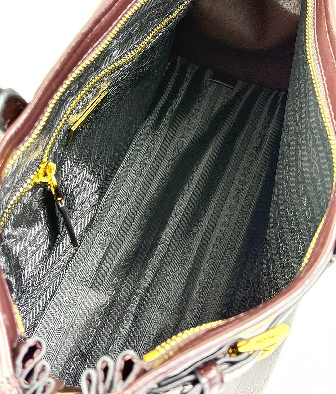 LPP43 bag 38-25-13cm Hand bag