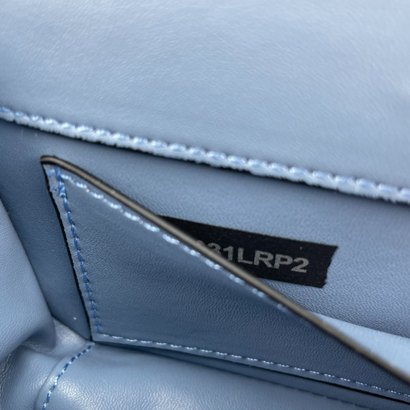 LVP5 bag 20-11-5cm Shoulder bags