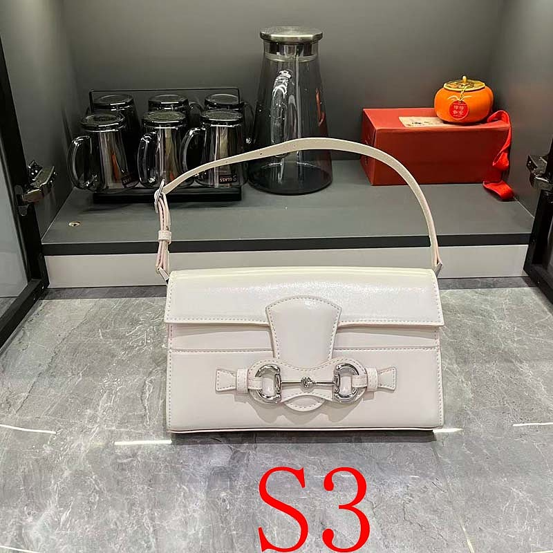 LGP83 bag 26-14.5-4.5cm Shoulder bags
