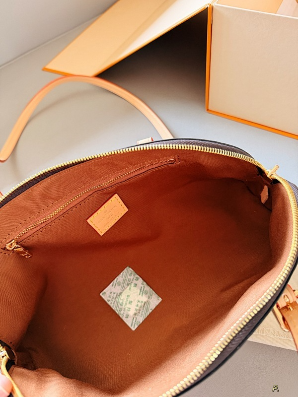 MLP71 Leather bag 30-15CM  Bags