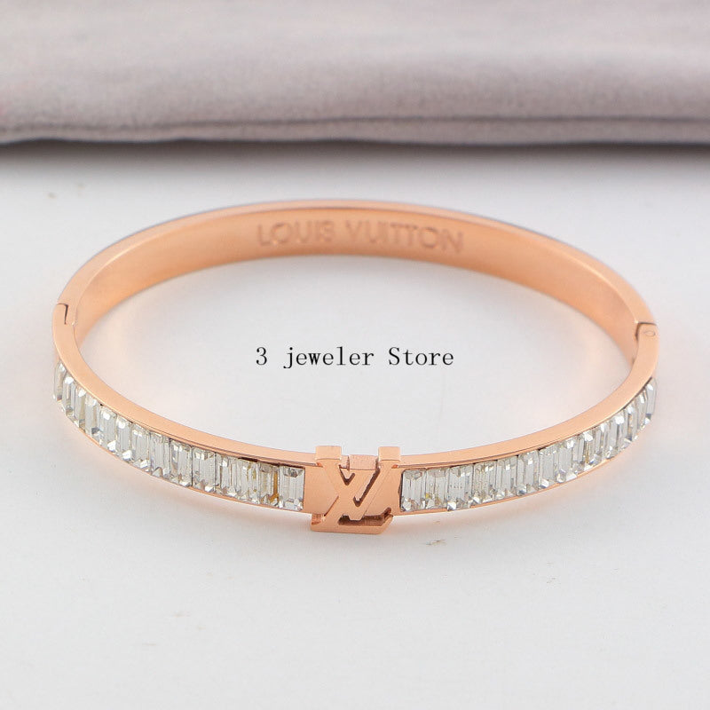 LVB74   316L steel and crystal with 18K gold plated   Jewelry