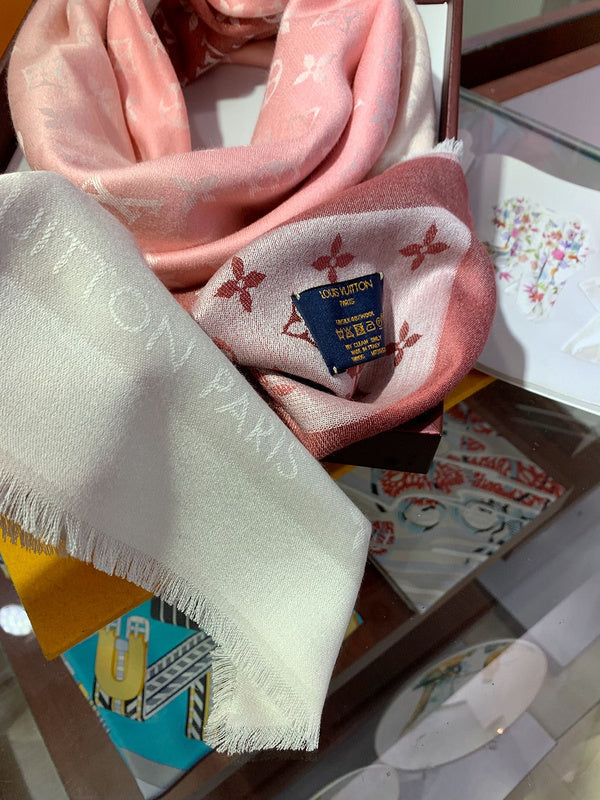 XLC28 Hidh quality 60% silk 40% wool Scarf