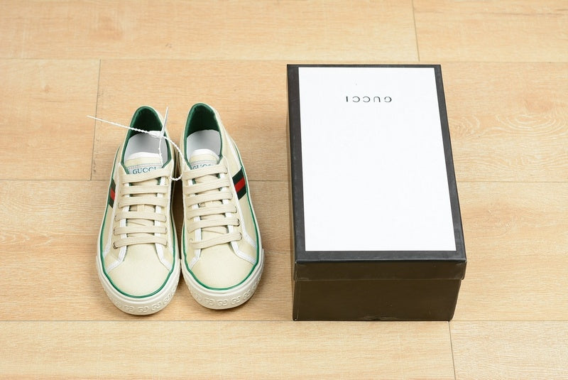 MGS17  Fashion women's and men's sneakers shoes 36-44