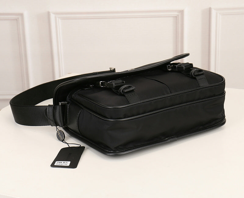 LPP2 Nylon Bags 26-20-9CM   for women and men  Bag