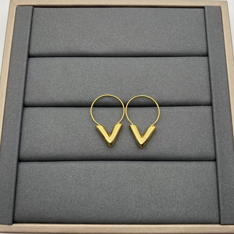 LVH63   Ladies' new fashionable stud necklace set jewelry
