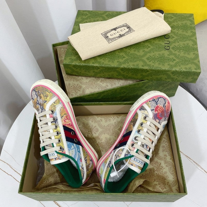 OGS18 Leather women 35-40 And men 40-44 shoes With box