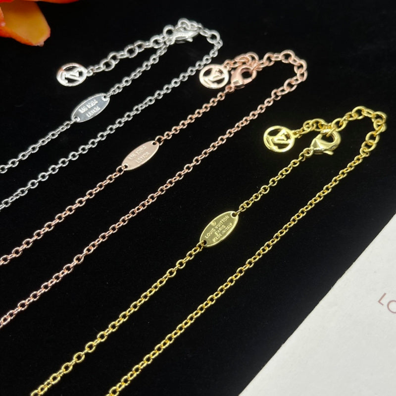 LVN027  Women's letter necklace jewelry
