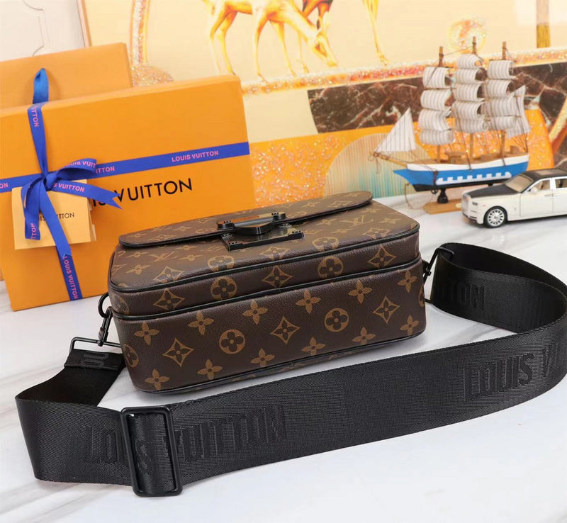 GLP066  High quality leather bag men bag  22 x 18 x 8CM for women and men