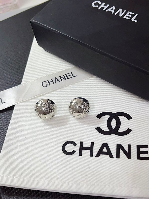 A1078    Women's new fashion stud earrings jewelry