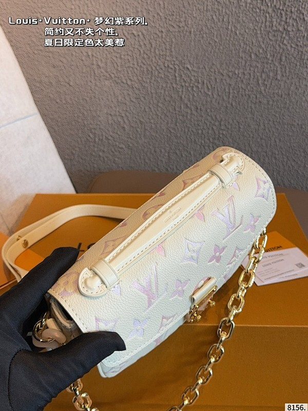 MLP75 Leather bag 21-4-12CM  Bags