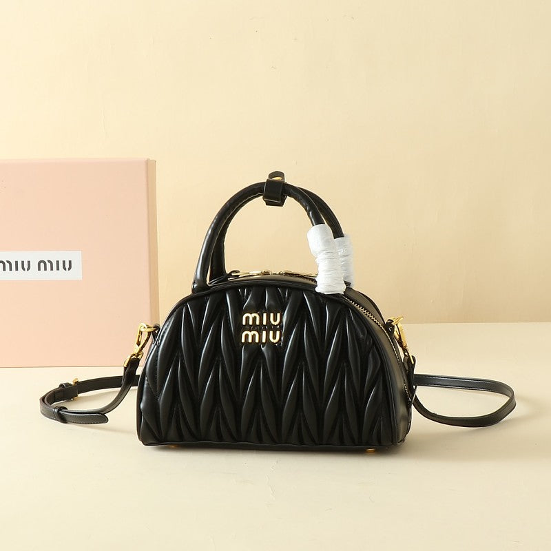 LMP16 bag 22-13-10CM Hand bag