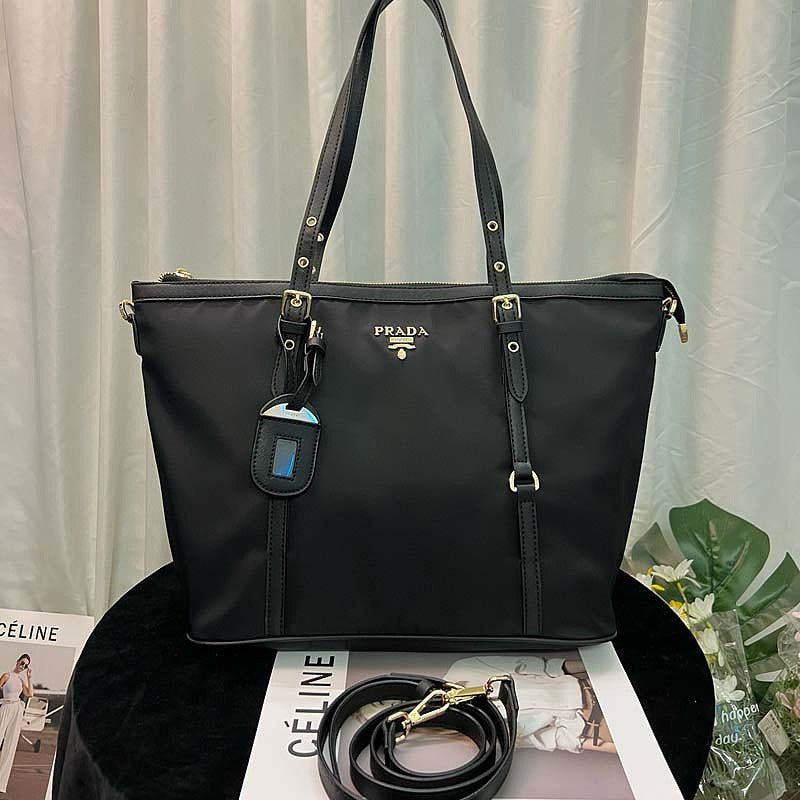LPP35 bag 35-28CM Hand bag